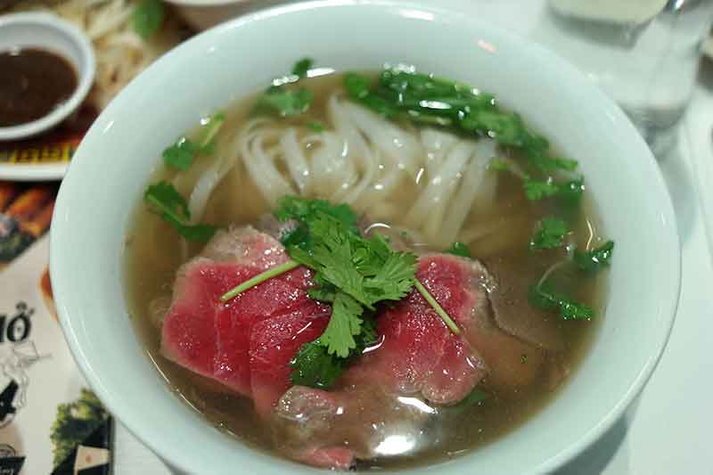 Paris Food Guide - Pho14 Paris beef pho