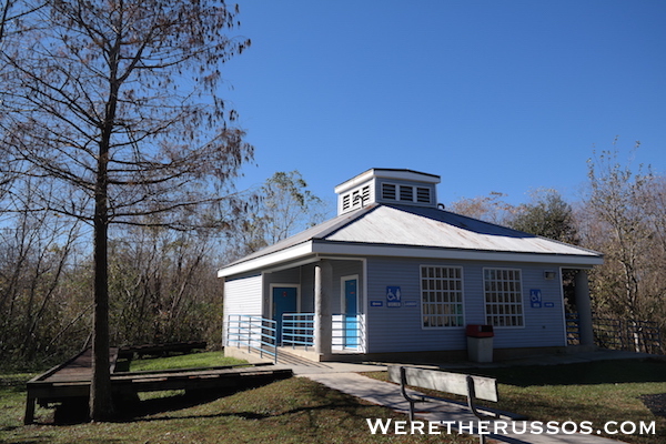 Bayou Segnette State Park restroom