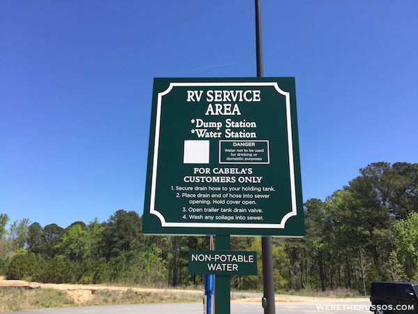 Cabelas-Acworth-RV-service-area-sign