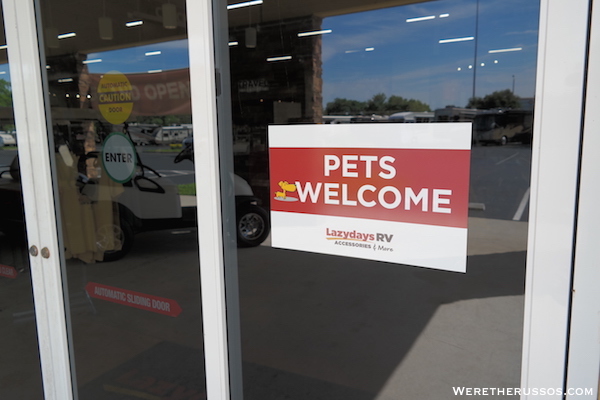Lazy Days RV Store Pets Welcome