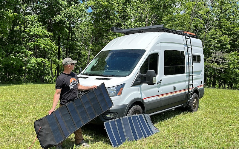 portable solar panels vs rooftop solar panels